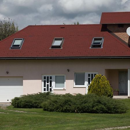 Apartment Oreskovic Оточац Экстерьер фото